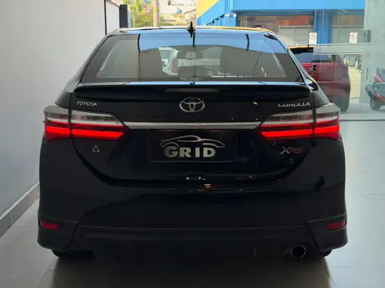 TOYOTA-COROLLA-2018