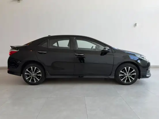 TOYOTA-COROLLA-2018