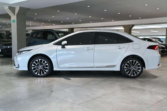 TOYOTA-COROLLA-2026