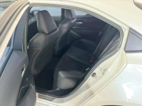 TOYOTA-COROLLA-2023