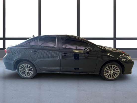 TOYOTA-COROLLA-2025