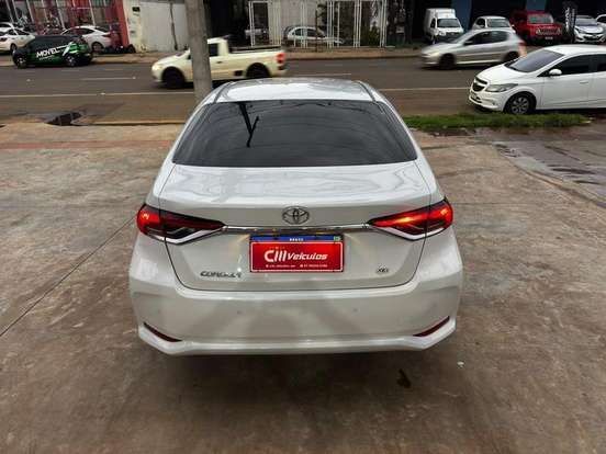 TOYOTA-COROLLA-2023