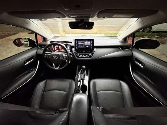 TOYOTA-COROLLA-2023
