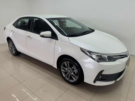 TOYOTA-COROLLA-2018