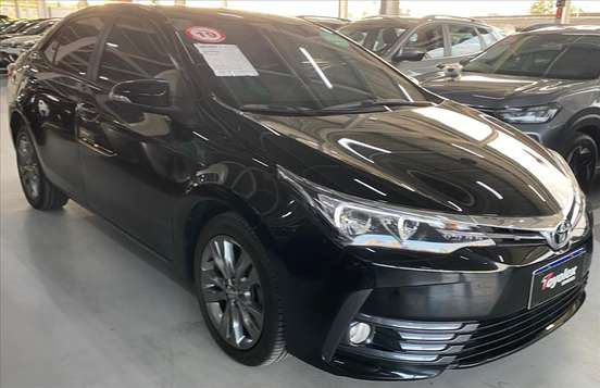 TOYOTA-COROLLA-2018
