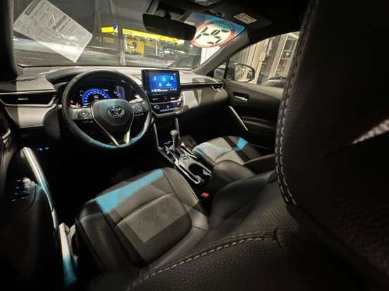 TOYOTA-COROLLA CROSS-2023