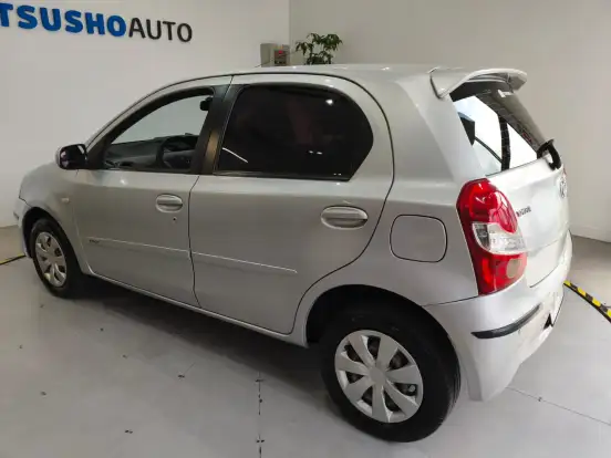 TOYOTA-ETIOS-1.3 XS 16V FLEX 4P MANUAL TOYOTA-ETIOS-2013