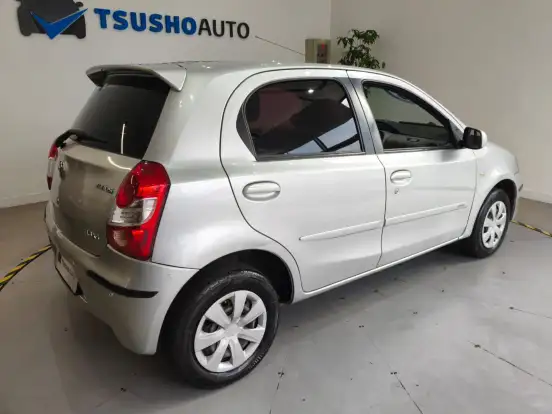 TOYOTA-ETIOS-1.3 XS 16V FLEX 4P MANUAL TOYOTA-ETIOS-2013
