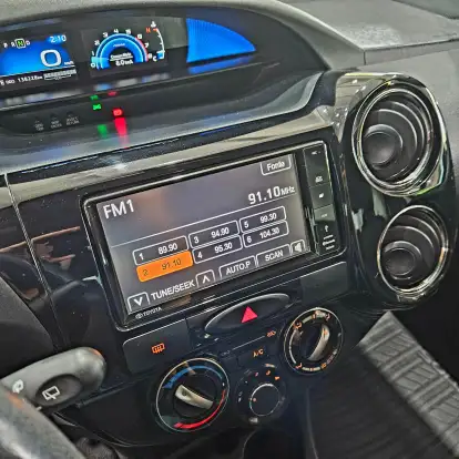 TOYOTA-ETIOS-1.5 XLS 16V FLEX 4P AUTOMÁTICO TOYOTA-ETIOS-2016