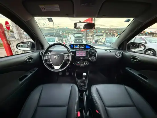TOYOTA-ETIOS-2016