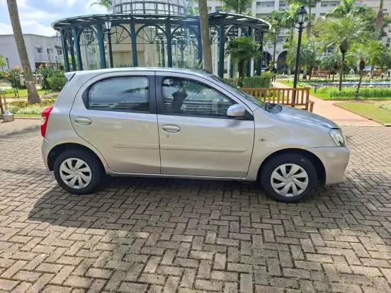 TOYOTA-ETIOS-1.5 XS 16V FLEX 4P AUTOMÁTICO TOYOTA-ETIOS-2016
