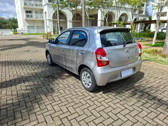 TOYOTA-ETIOS-1.5 XS 16V FLEX 4P AUTOMÁTICO TOYOTA-ETIOS-2016