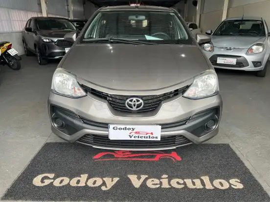 TOYOTA-ETIOS-1.5 XS 16V FLEX 4P AUTOMÁTICO TOYOTA-ETIOS-2017