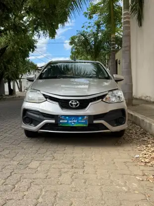 TOYOTA-ETIOS-2018