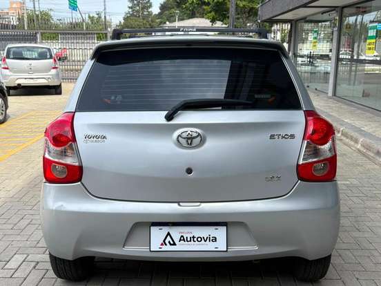 TOYOTA-ETIOS-1.3 16V FLEX 4P MANUAL TOYOTA-ETIOS-2013