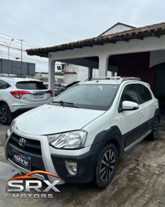 TOYOTA-ETIOS-2015