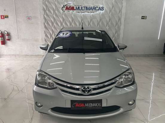 TOYOTA-ETIOS-2016