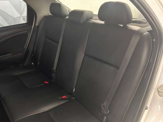 TOYOTA-ETIOS-1.5 XLS SEDAN 16V FLEX 4P AUTOMÁTICO TOYOTA-ETIOS-2016