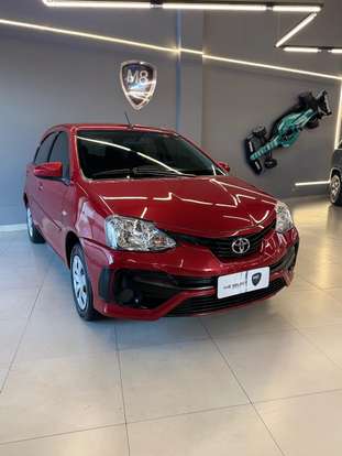 TOYOTA-ETIOS-2018
