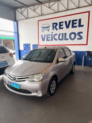 TOYOTA ETIOS 1.5 XS SEDAN 16V FLEX 4P AUTOMÁTICO