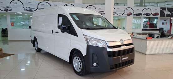 TOYOTA-HIACE-2026