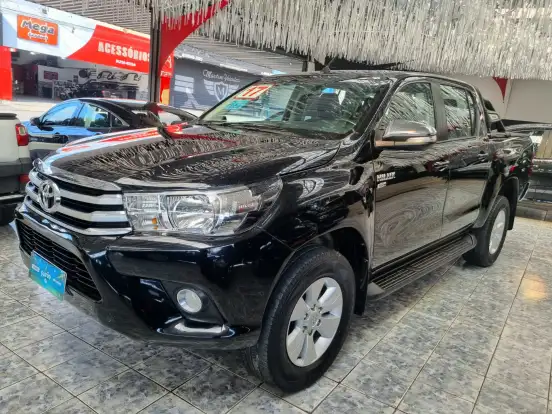TOYOTA-HILUX-2.7 SRV 4X2 CD 16V FLEX 4P AUTOMÁTICO TOYOTA-HILUX-2017