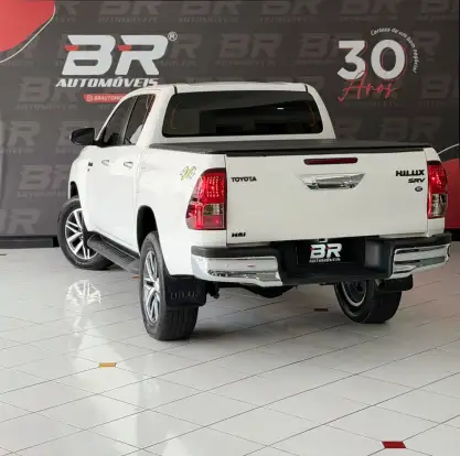 TOYOTA-HILUX-2020