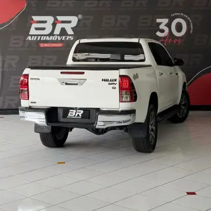 TOYOTA-HILUX-2020