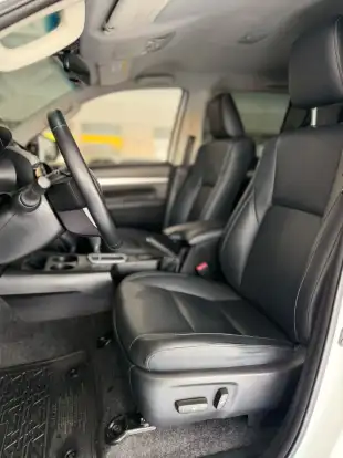 TOYOTA-HILUX-2020