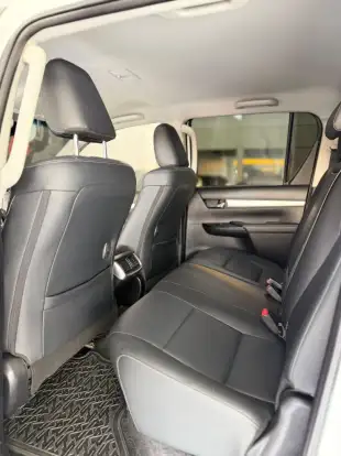 TOYOTA-HILUX-2020