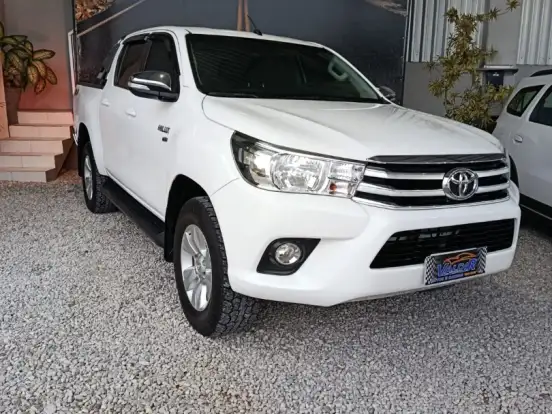 TOYOTA-HILUX-2.7 SRV 4X4 CD 16V FLEX 4P AUTOMÁTICO TOYOTA-HILUX-2017