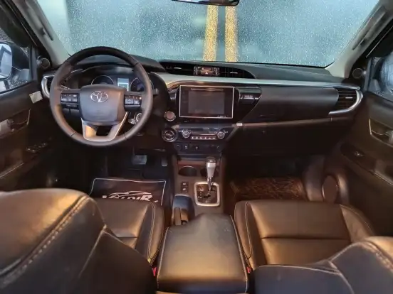 TOYOTA-HILUX-2.7 SRV 4X4 CD 16V FLEX 4P AUTOMÁTICO TOYOTA-HILUX-2017