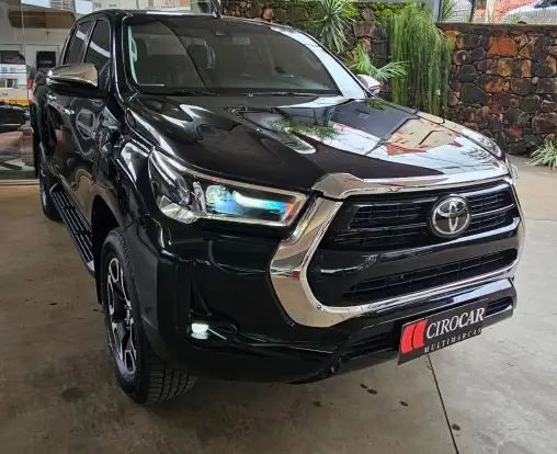 TOYOTA-HILUX-2020