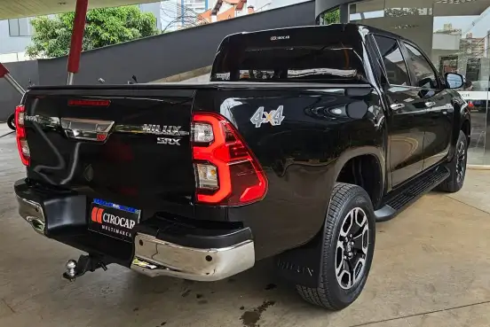 TOYOTA-HILUX-2020