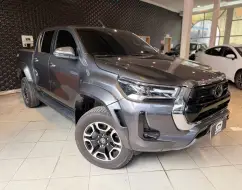 TOYOTA HILUX 2.8 D-4D TURBO DIESEL CD SRX 4X4 AUTOMÁTICO TOYOTA HILUX 2.8 D-4D TURBO DIESEL CD SRX 4X4 AUTOMÁTICO