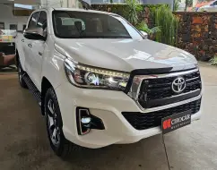 TOYOTA HILUX 2.8 SRX 4X4 CD 16V DIESEL 4P AUTOMÁTICO TOYOTA HILUX 2.8 SRX 4X4 CD 16V DIESEL 4P AUTOMÁTICO