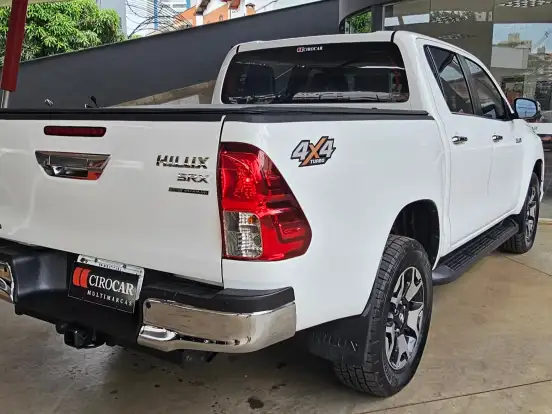 TOYOTA-HILUX-2.8 SRX 4X4 CD 16V DIESEL 4P AUTOMÁTICO TOYOTA-HILUX-2018