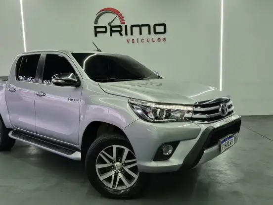 TOYOTA-HILUX-2.8 SRX 4X4 CD 16V DIESEL 4P AUTOMÁTICO TOYOTA-HILUX-2017