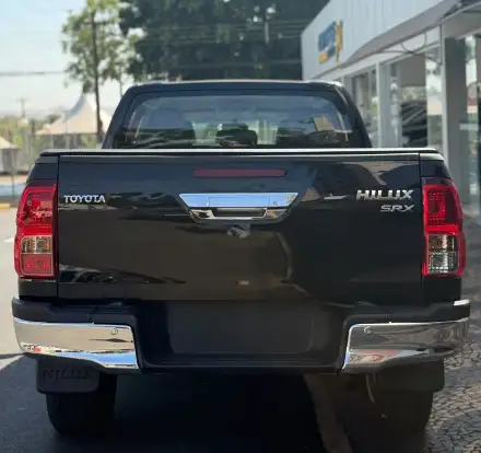 TOYOTA-HILUX-2.8 SRX 4X4 CD 16V DIESEL 4P AUTOMÁTICO TOYOTA-HILUX-2016