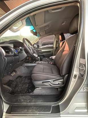 TOYOTA-HILUX-2.7 SR 4X2 CD 16V FLEX 4P AUTOMÁTICO TOYOTA-HILUX-2019