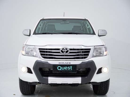 TOYOTA-HILUX-2.7 SRV 4X2 CD 16V FLEX 4P AUTOMÁTICO TOYOTA-HILUX-2015
