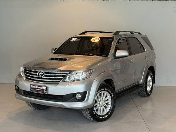 TOYOTA HILUX 2.7 SRV 4X4 CD 16V FLEX 4P AUTOMÁTICO