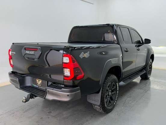 TOYOTA-HILUX-2.8 D-4D TURBO DIESEL CD CONQUEST 4X4 AUTOMÁTICO TOYOTA-HILUX-2023