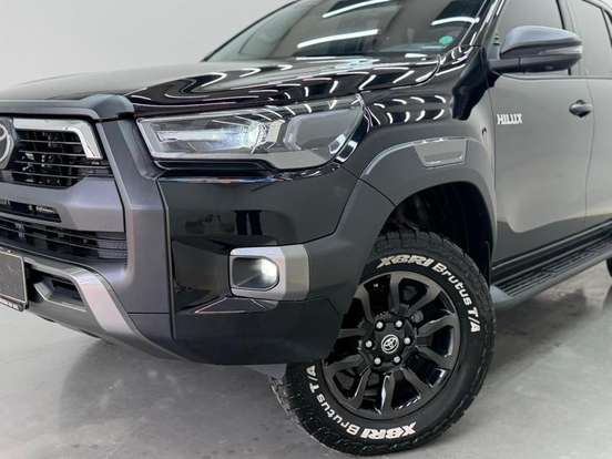 TOYOTA-HILUX-2.8 D-4D TURBO DIESEL CD CONQUEST 4X4 AUTOMÁTICO TOYOTA-HILUX-2023