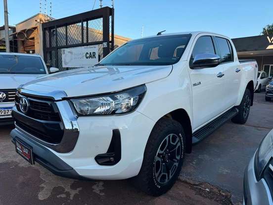 TOYOTA-HILUX-2.8 D-4D TURBO DIESEL CD GR-S 4X4 AUTOMÁTICO TOYOTA-HILUX-2021