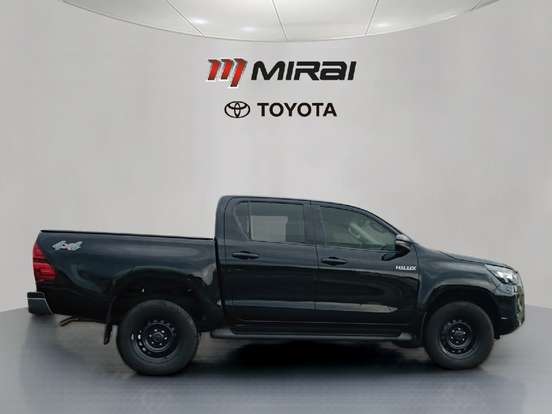TOYOTA-HILUX-2.8 D-4D TURBO DIESEL CD POWER PACK 4X4 AUTOMÁTICO TOYOTA-HILUX-2025