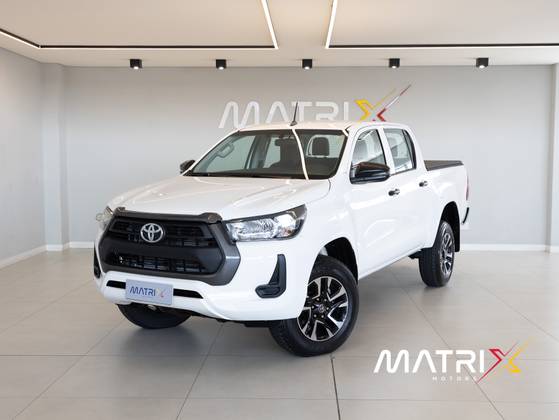 TOYOTA HILUX 2.8 D-4D TURBO DIESEL CD POWER PACK 4X4 MANUAL