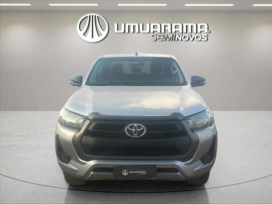 TOYOTA-HILUX-2023