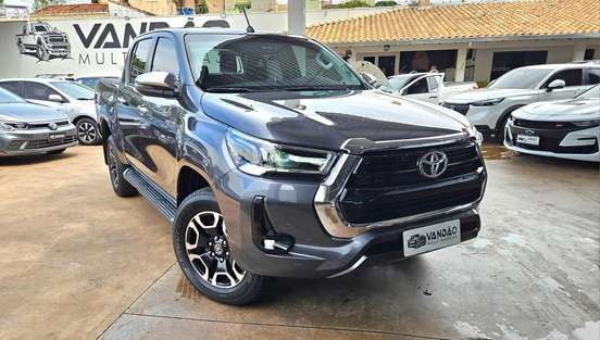 TOYOTA-HILUX-2.8 D-4D TURBO DIESEL CD SRV 4X4 AUTOMÁTICO TOYOTA-HILUX-2025