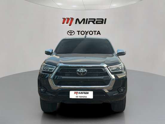 TOYOTA-HILUX-2.8 D-4D TURBO DIESEL CD SRX 4X4 AUTOMÁTICO TOYOTA-HILUX-2022